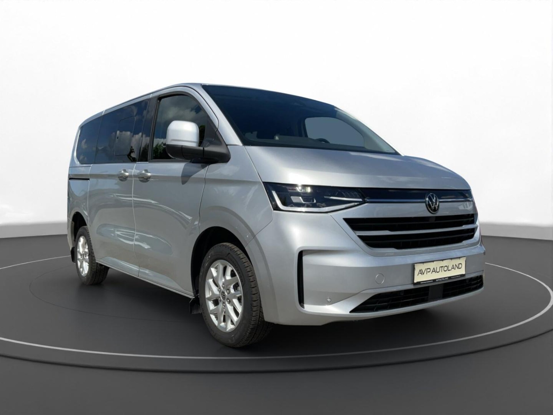 Volkswagen Caravelle Style