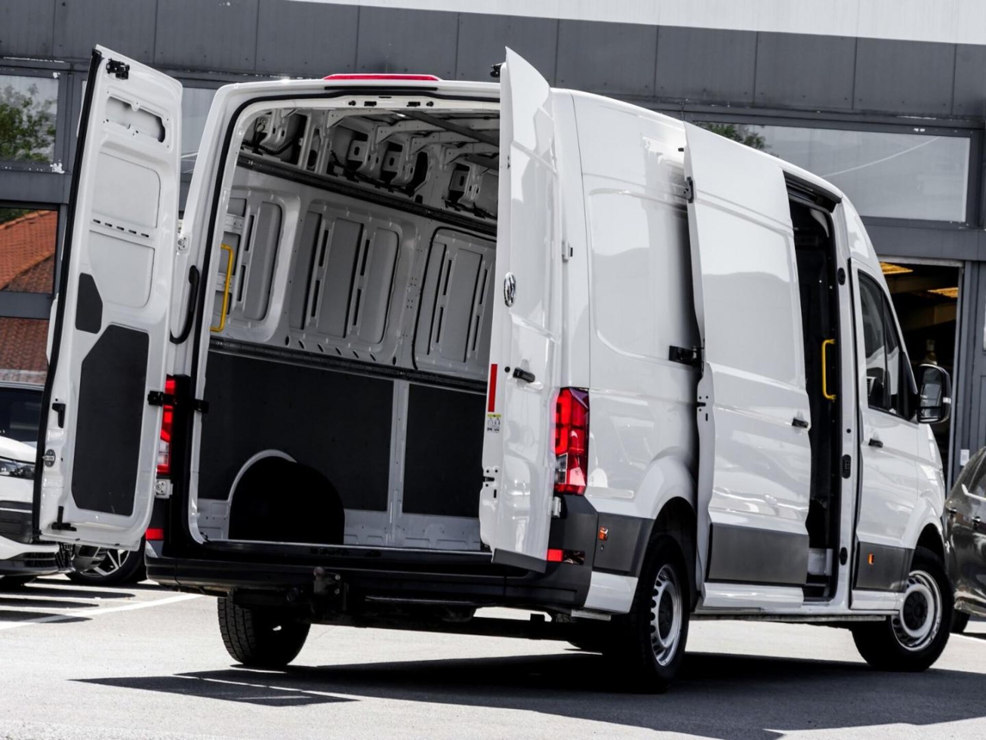 Volkswagen Crafter Kasten langer Radstand