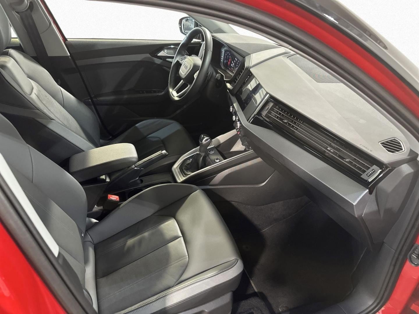 Bild über Audi A1 Sportback S line 35 TFSI S tronic - für weitere Informationen kontaktieren Sie den Audi Partner