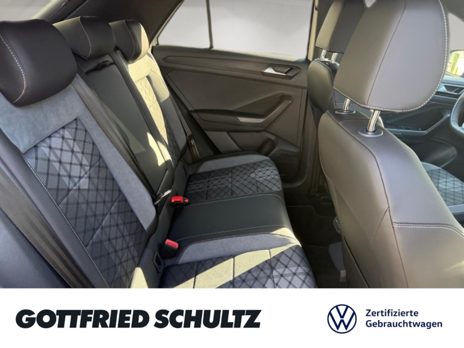 Volkswagen T-Roc – Bild 8