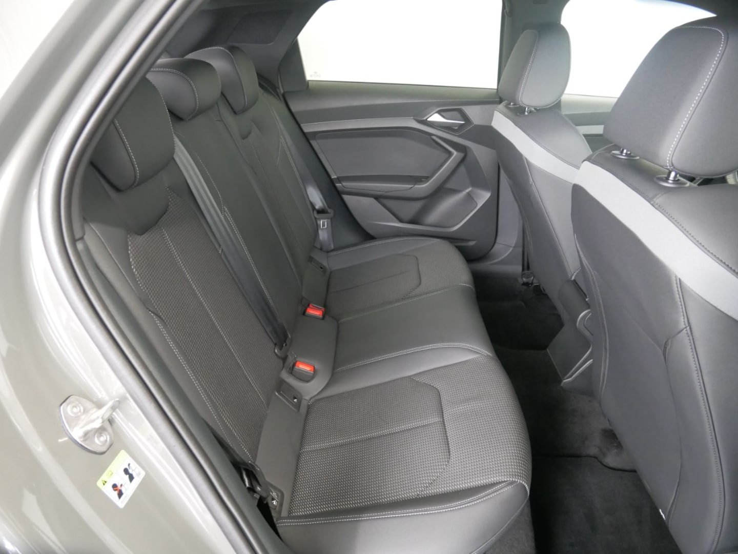 Bild über Audi A1 allstreet 35 TFSI S tronic - für weitere Informationen kontaktieren Sie den Audi Partner