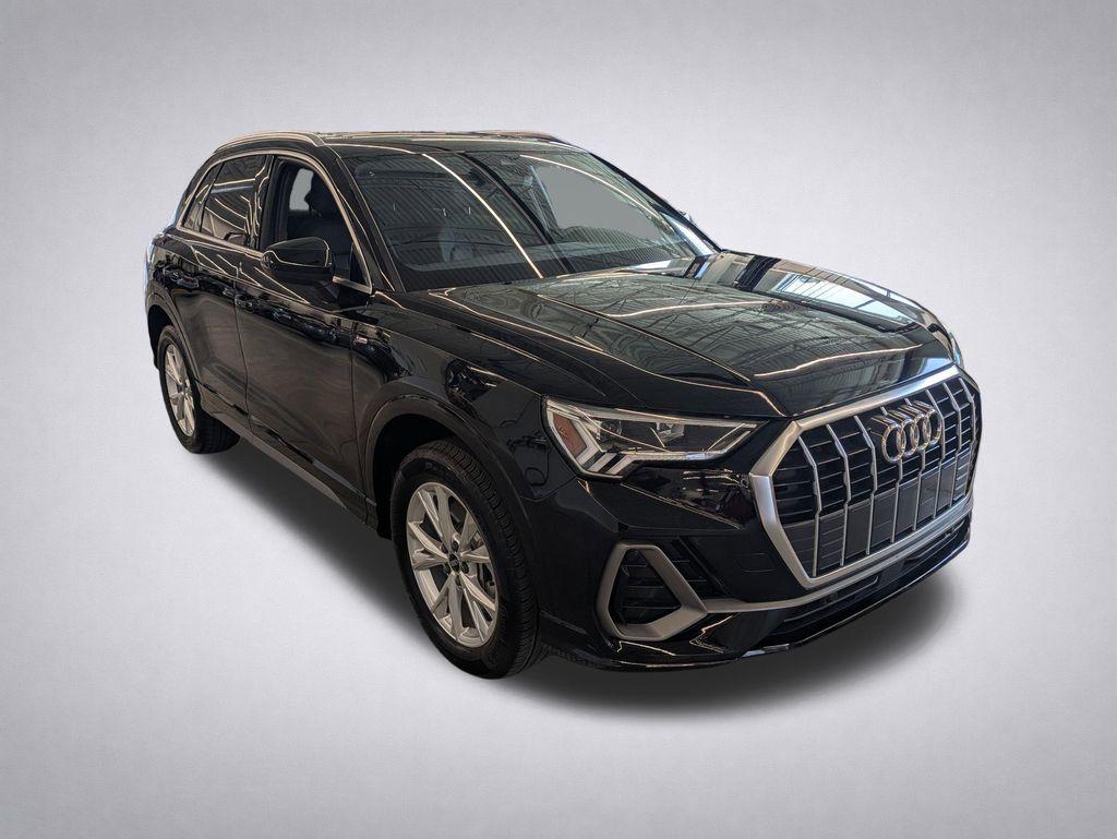 2025 Audi Q3 45 TFSI S Line Premium quattro's photo