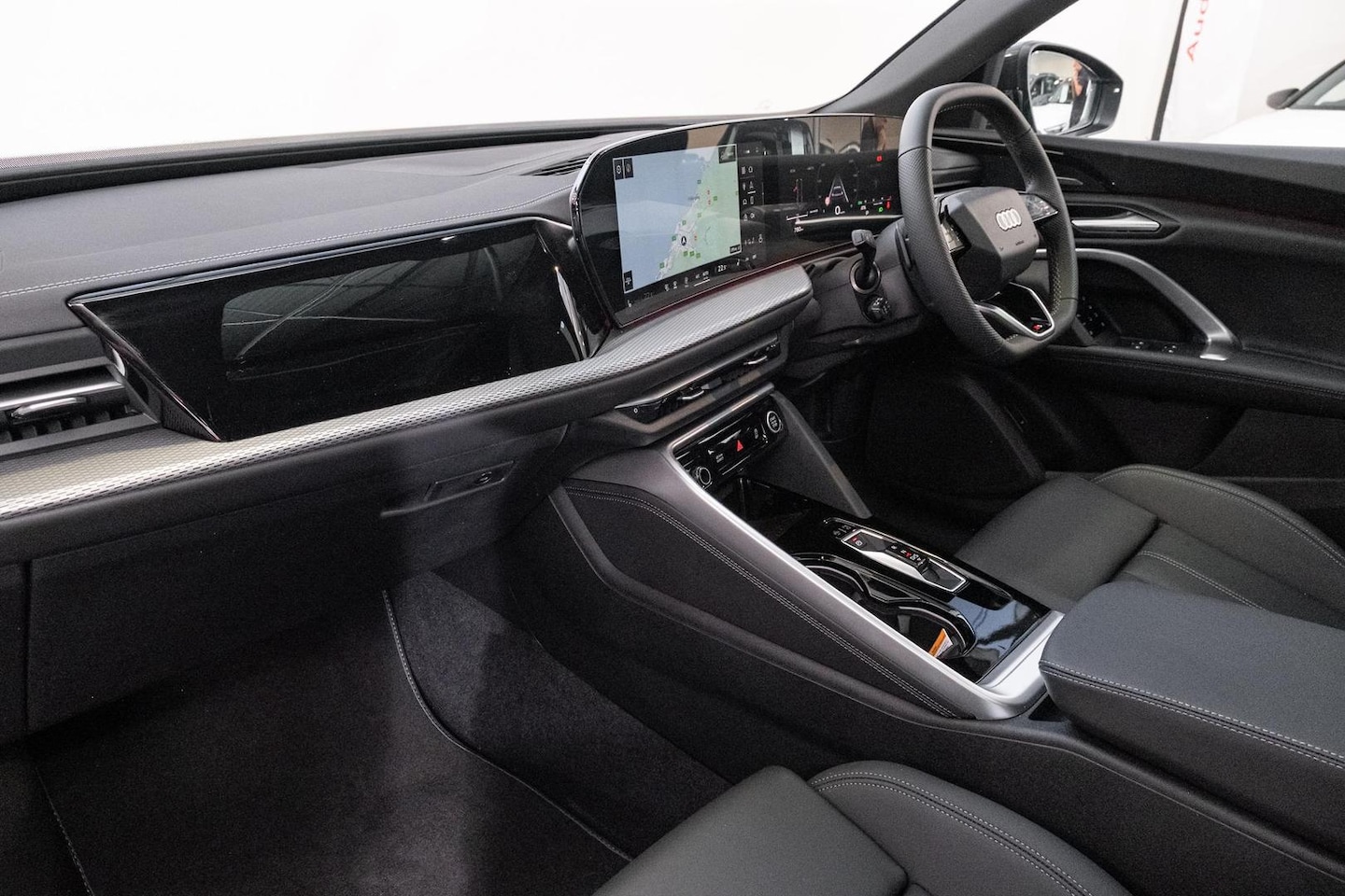 Image about Audi Q5 SUV TDI quattro 150 kW sport