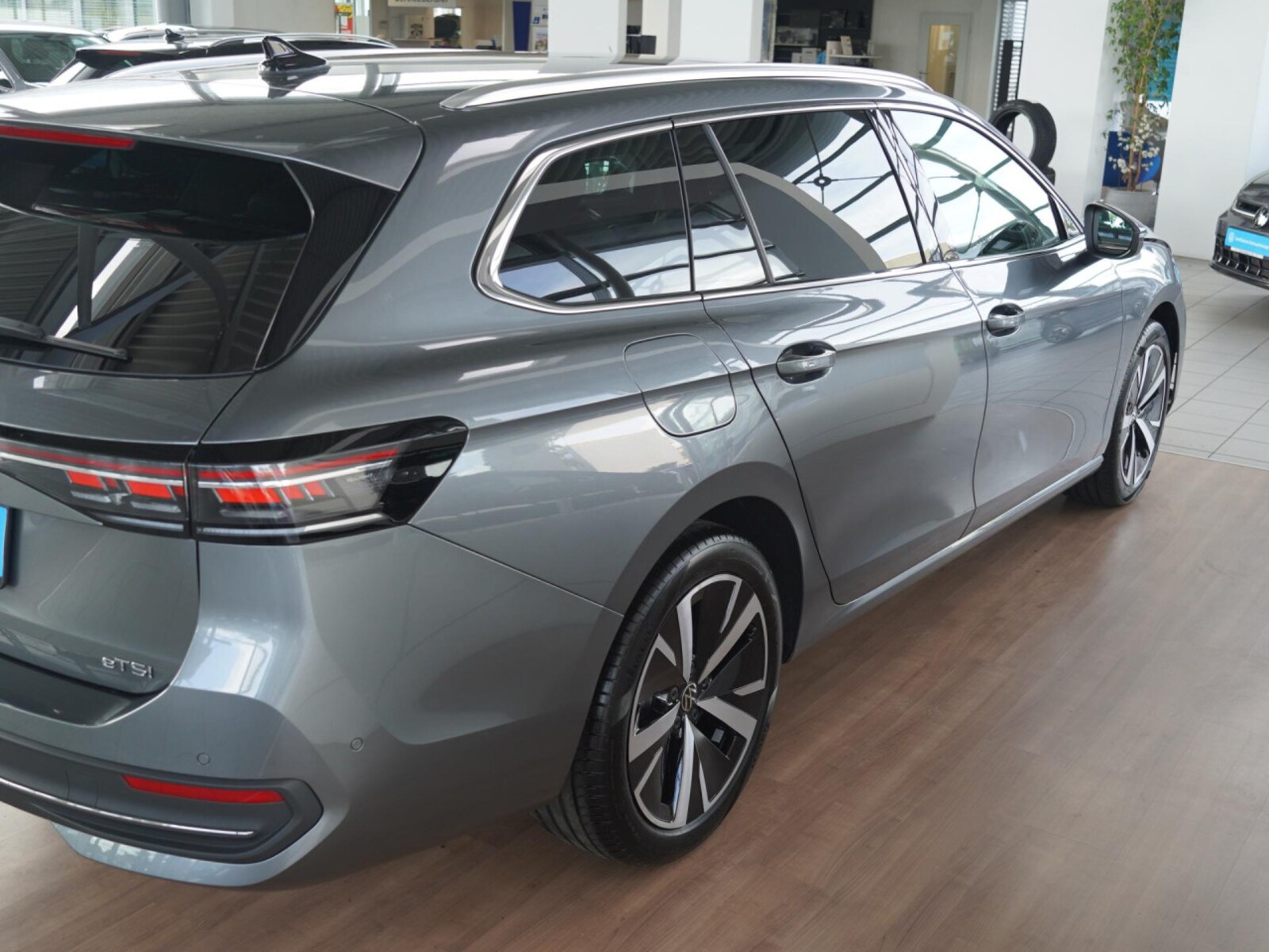 Volkswagen Passat – Bild 6