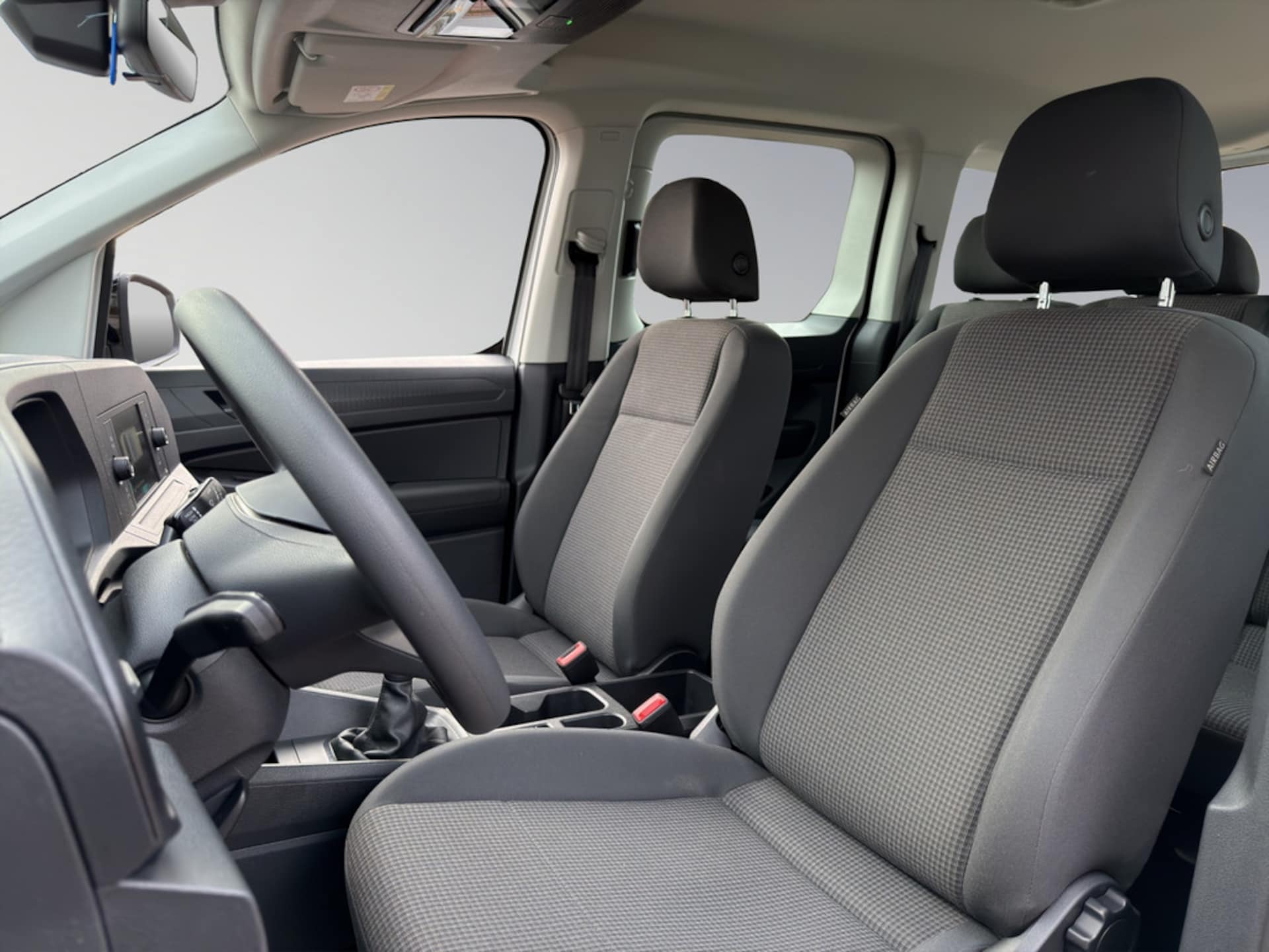 Volkswagen Caddy Basis-Modell