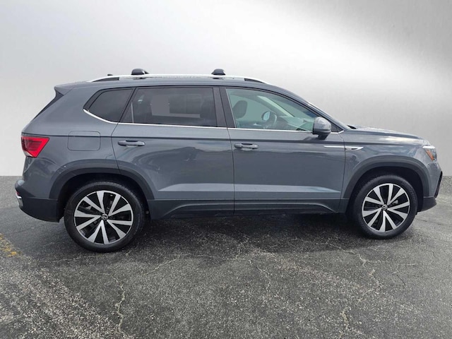2023 Volkswagen Taos