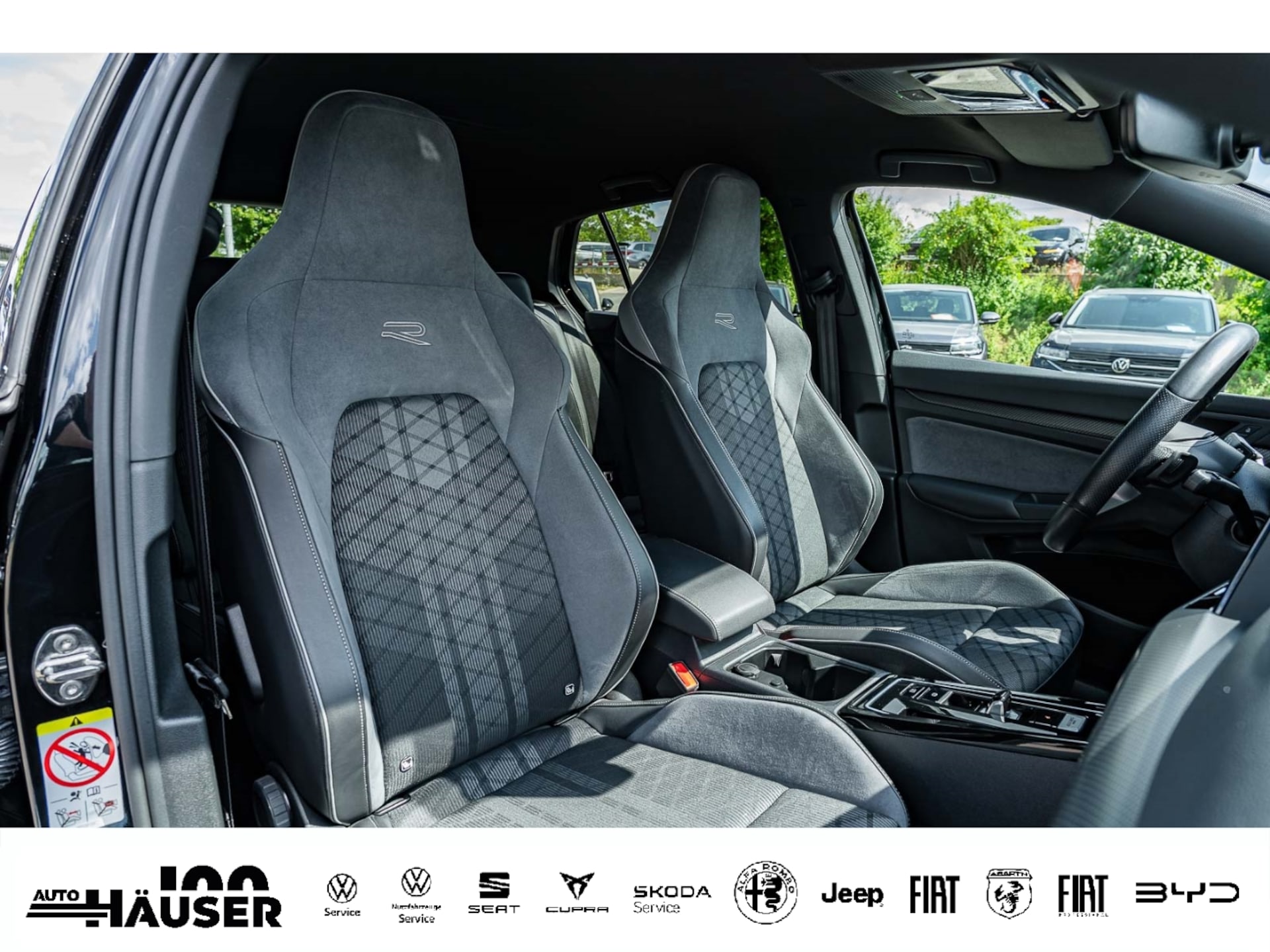 Volkswagen Golf R-Line