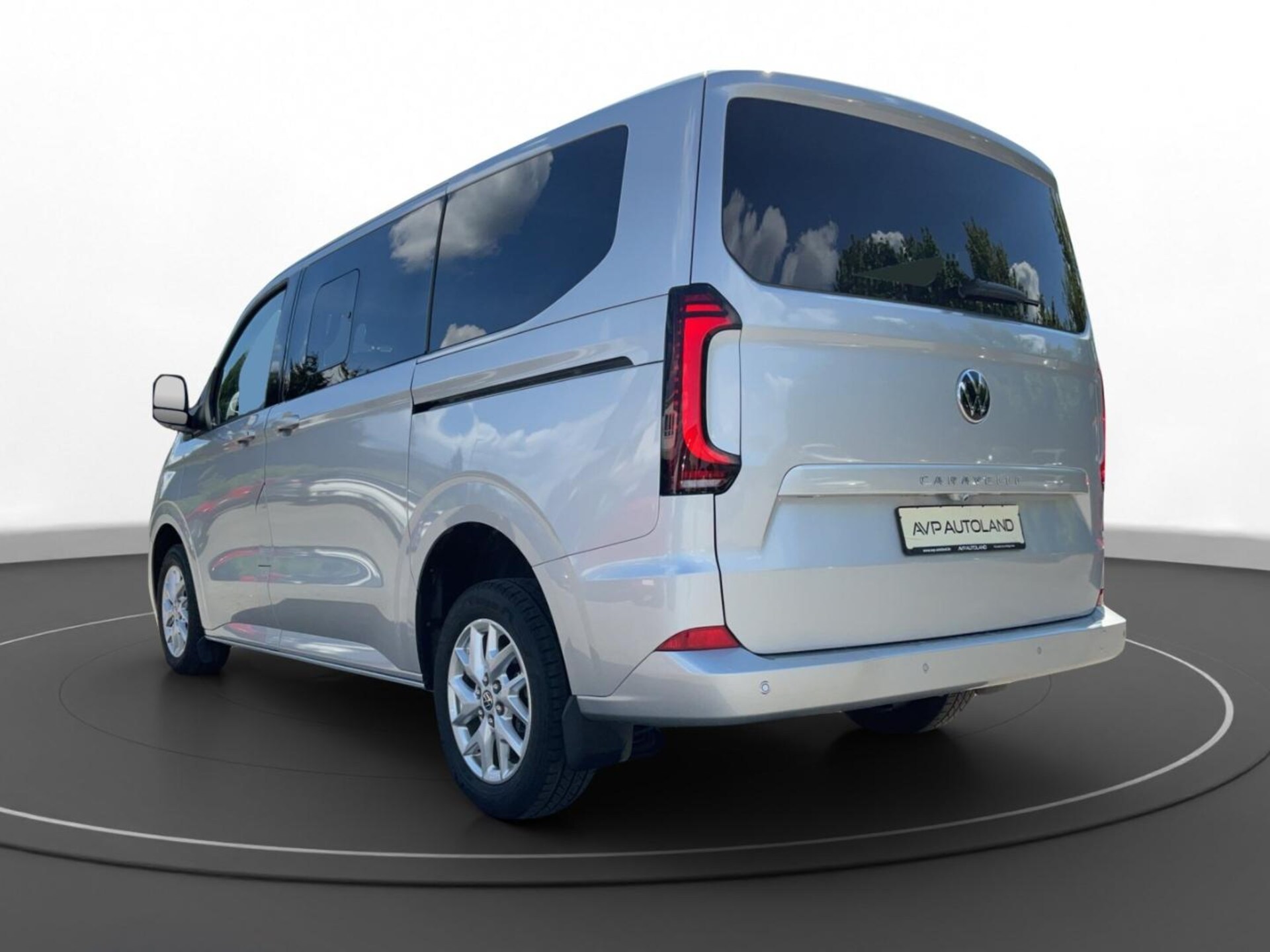 Volkswagen Caravelle Style