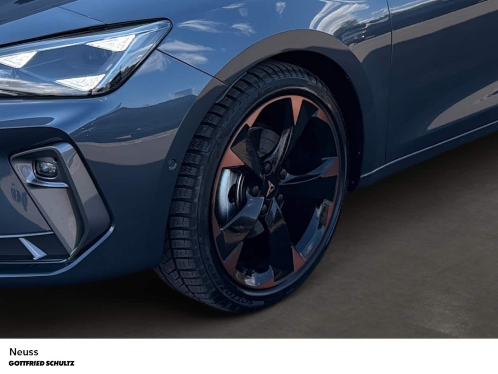 CUPRA Leon