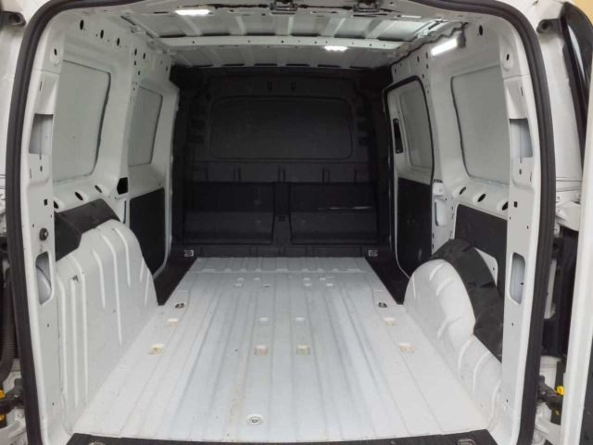 Volkswagen Caddy Maxi Cargo EcoProfi