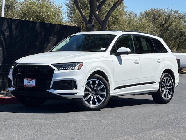 Photo of 2023 Audi Q7