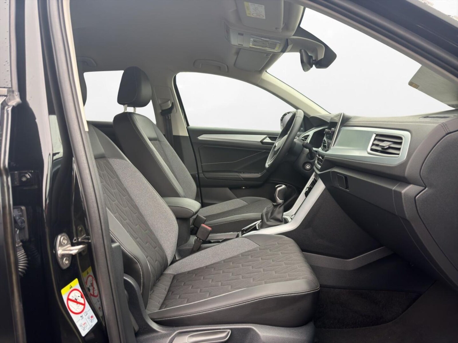 Volkswagen T-Roc – Bild 10