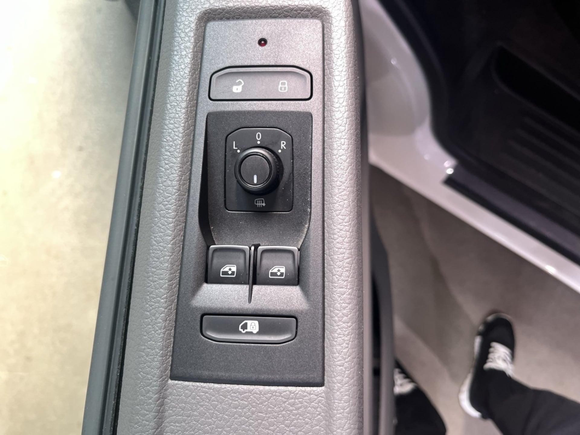 Volkswagen T6.1 Transporter Kasten langer Radstand