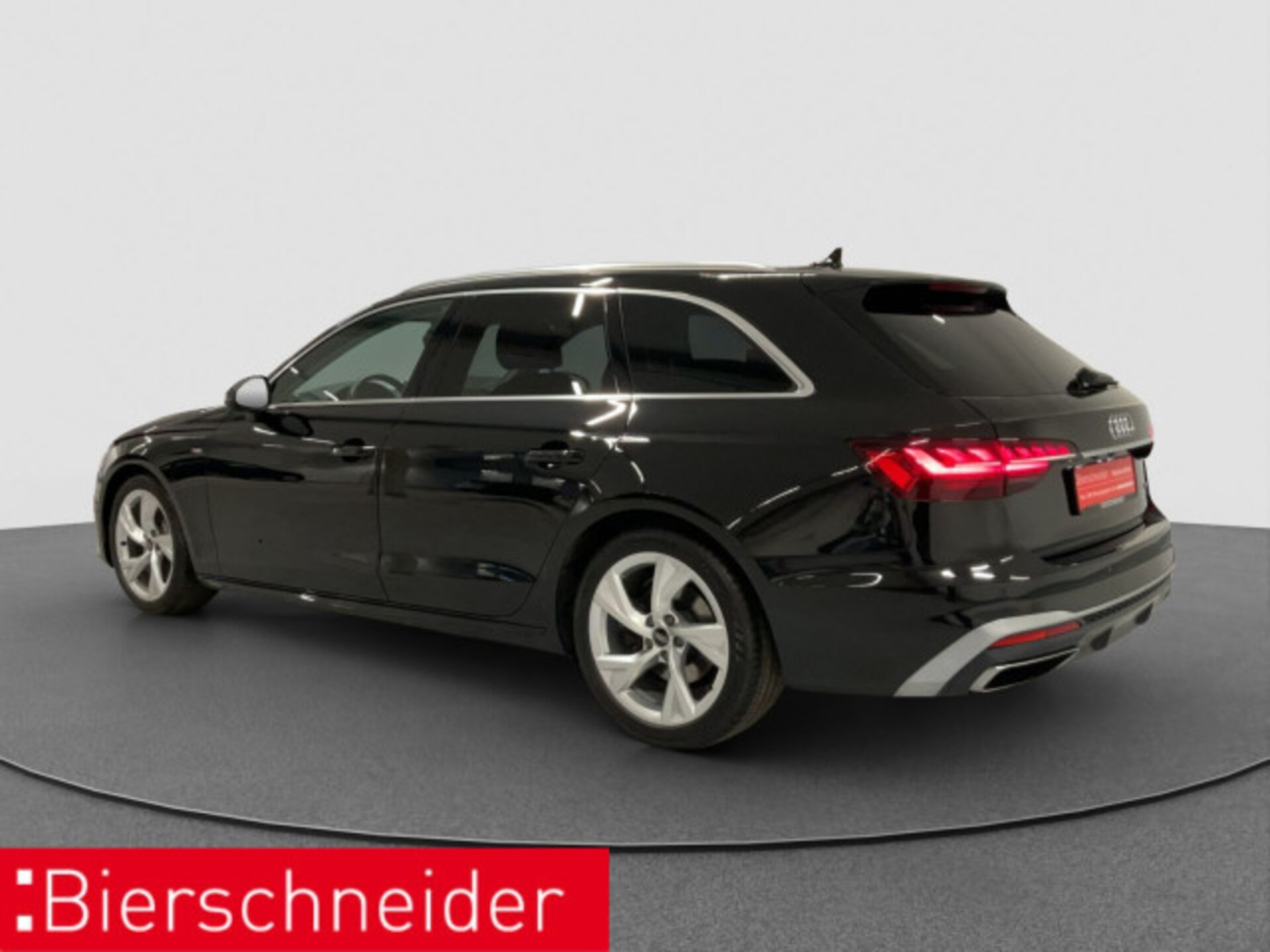 Audi A4 Avant S line