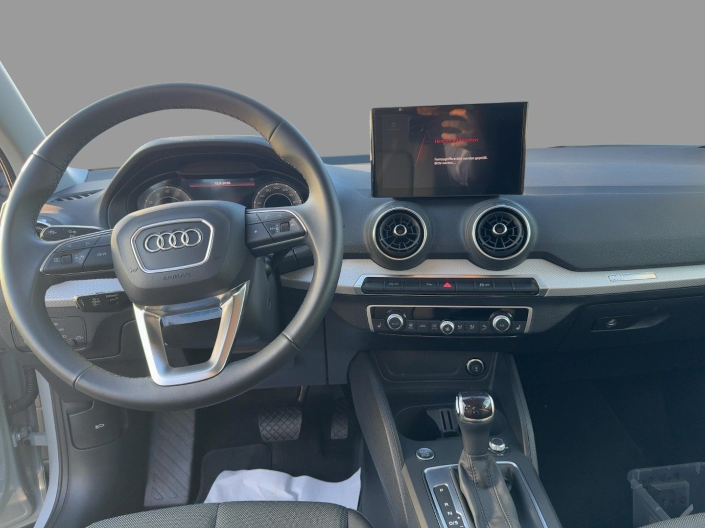 Bild über Audi Q2 advanced 35 TFSI S tronic - für weitere Informationen kontaktieren Sie den Audi Partner