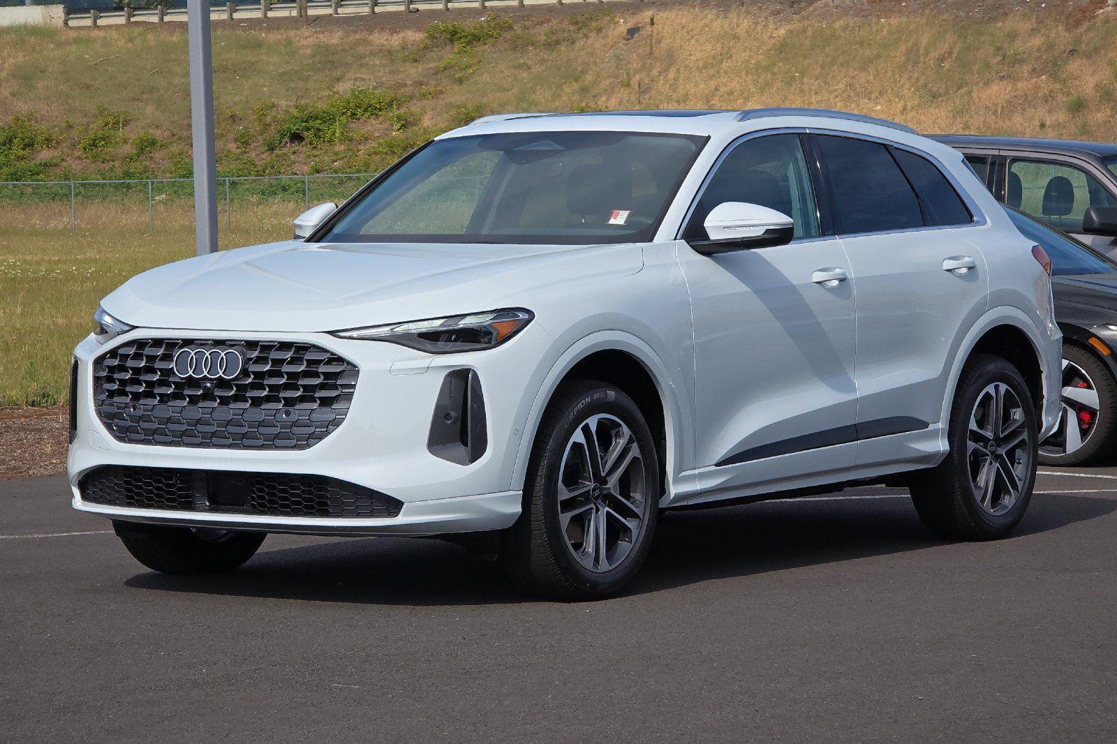 2025 Audi Q5 Premium - Photo 7
