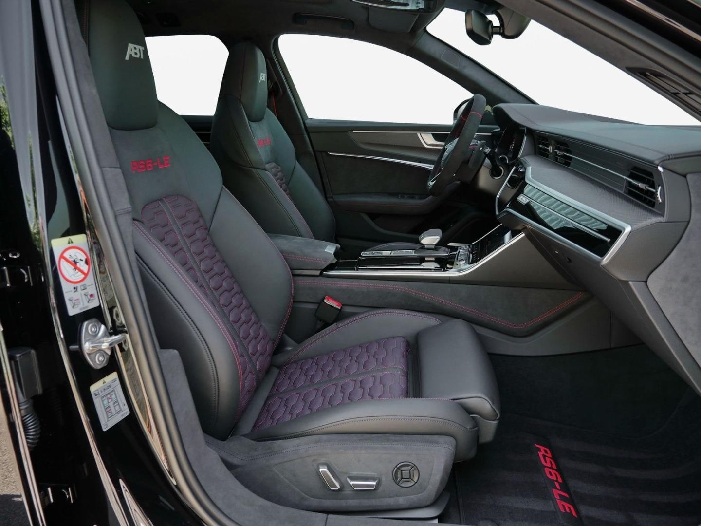 Bild über Audi RS 6 Avant performance quattro tiptronic - für weitere Informationen kontaktieren Sie den Audi Partner