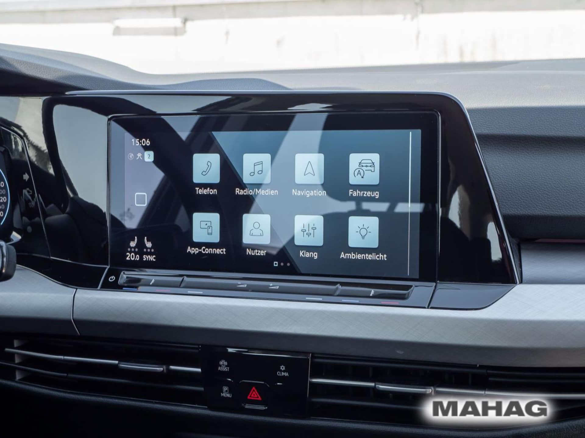Volkswagen Golf Variant Life