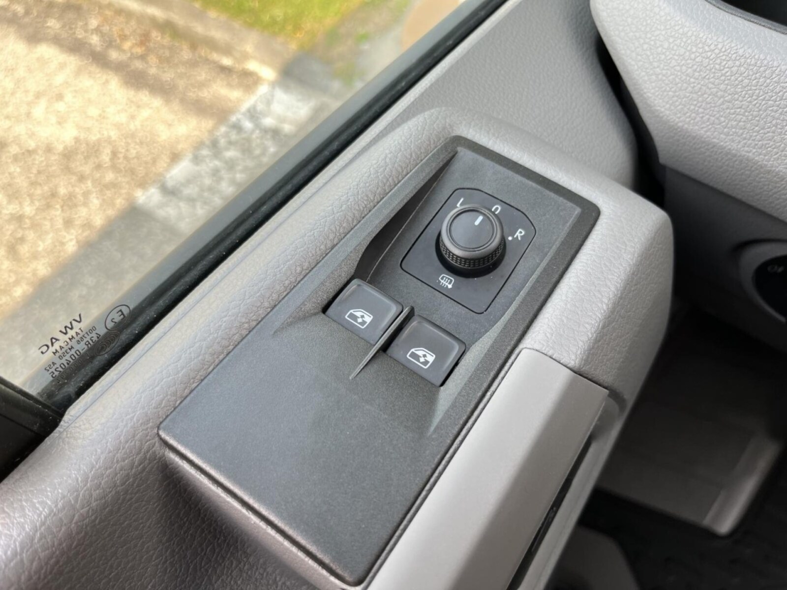 Volkswagen Crafter Kasten mittlerer Radstand – Bild 15
