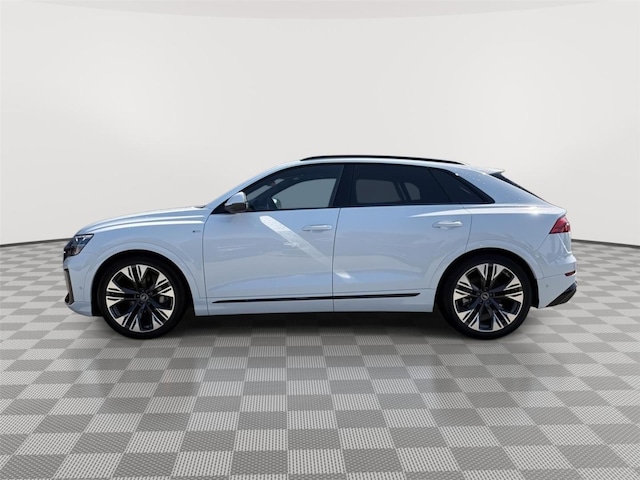 2026 Audi Q8
