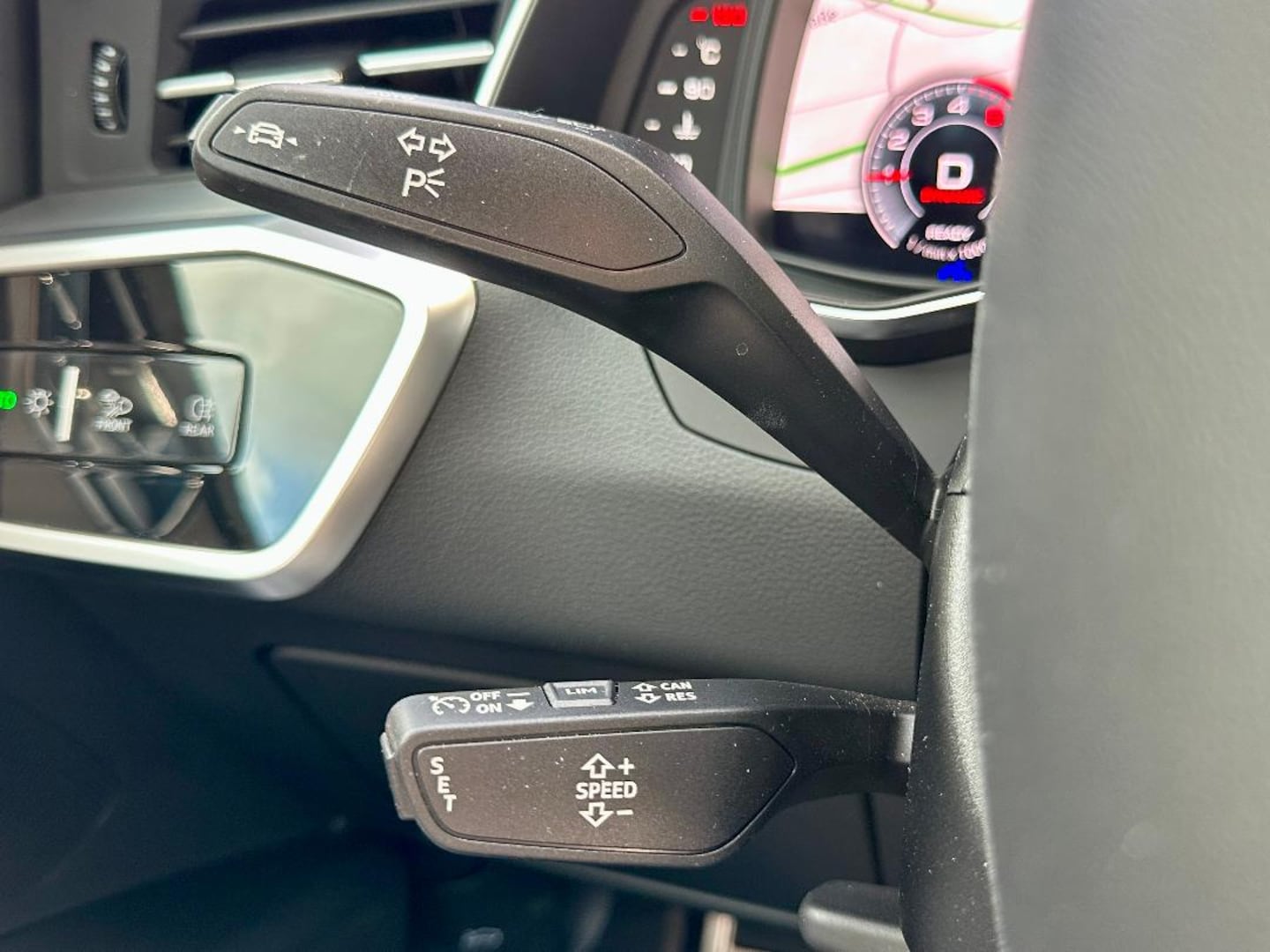 Bild über Audi A6 Avant sport 55 TFSI quattro S tronic - für weitere Informationen kontaktieren Sie den Audi Partner