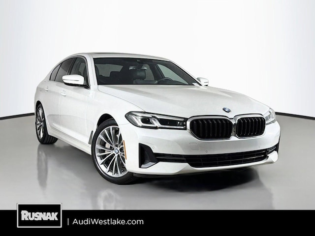 2023 BMW 530