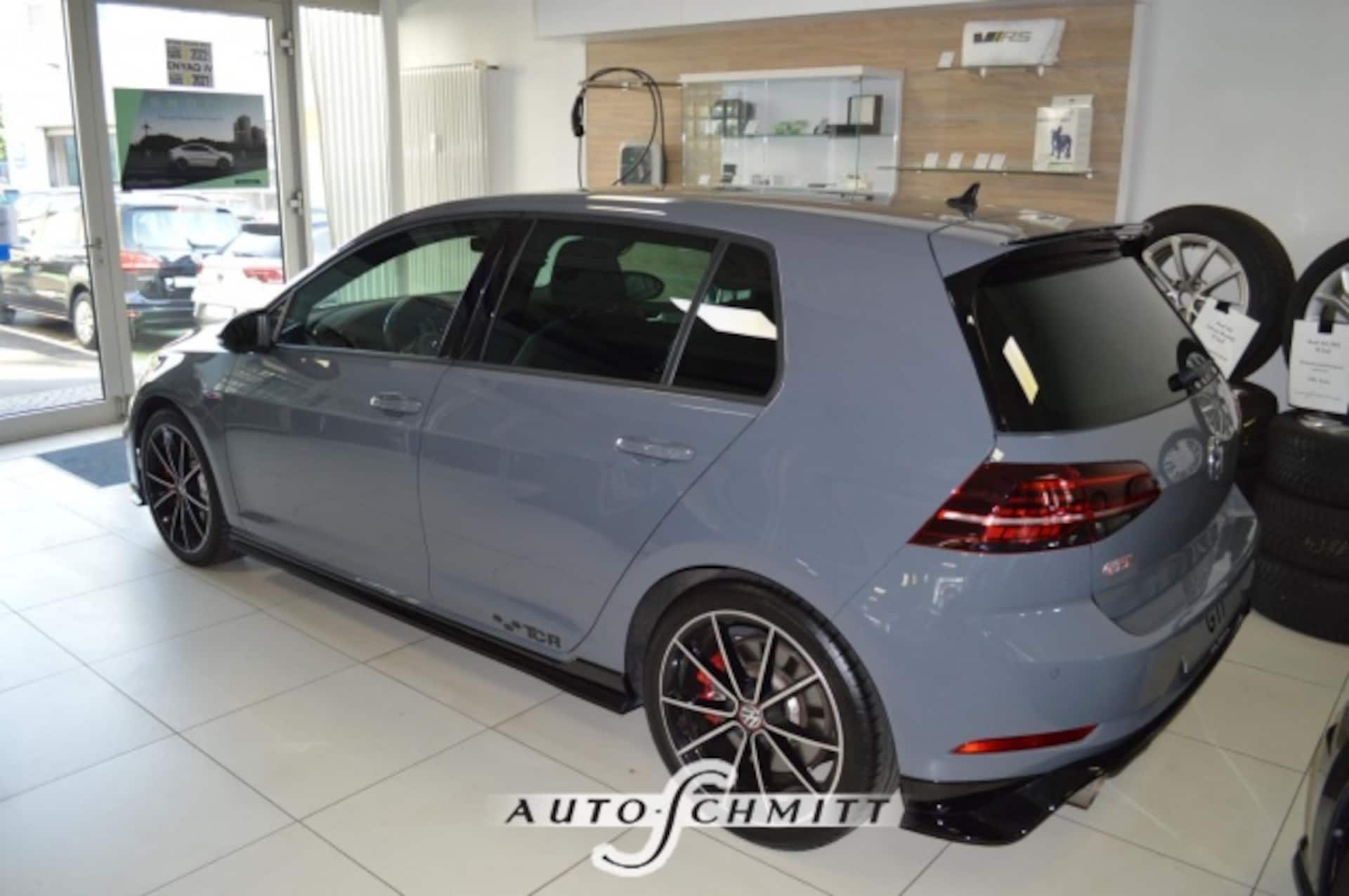 Volkswagen Golf GTI