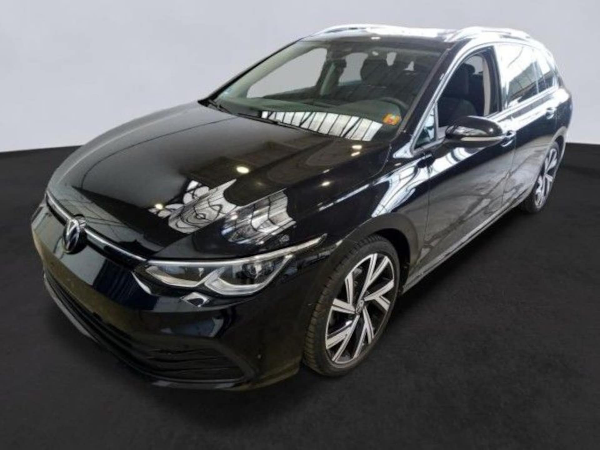Volkswagen Golf Variant Life