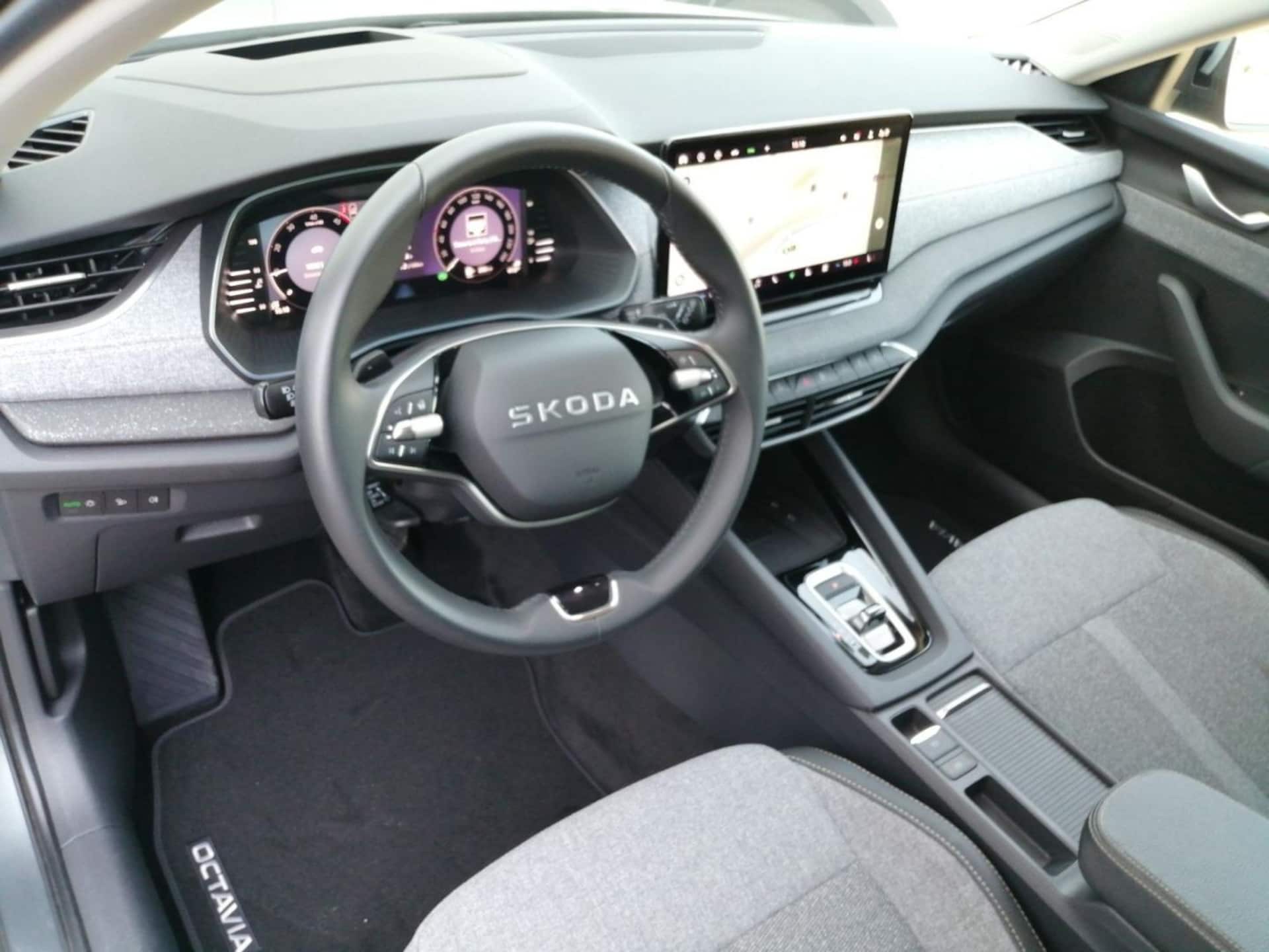 Skoda Octavia Combi Tour
