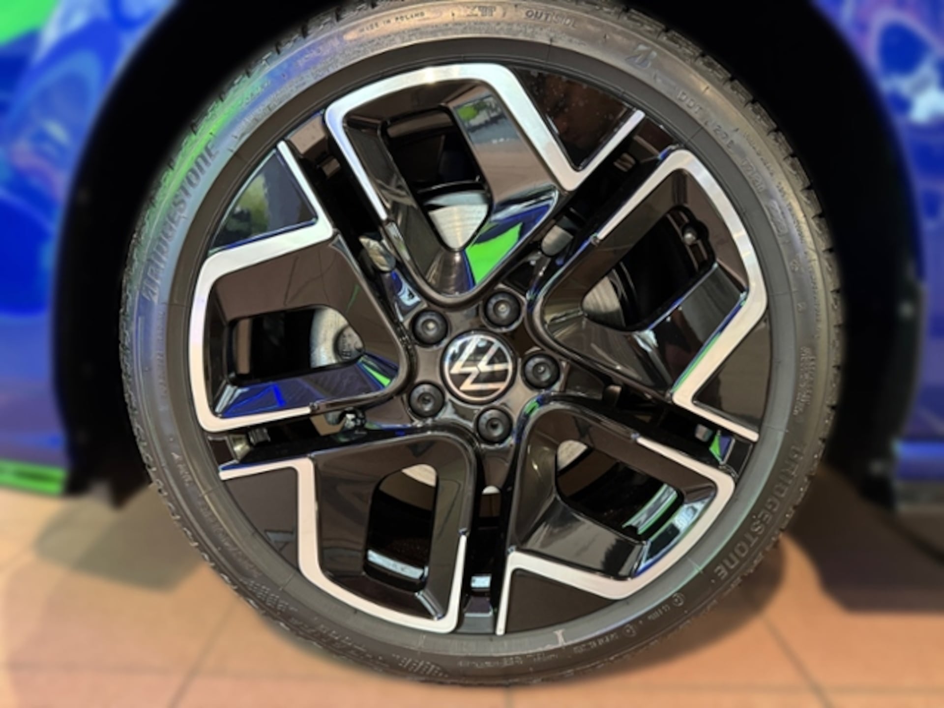 Volkswagen Golf R-Line