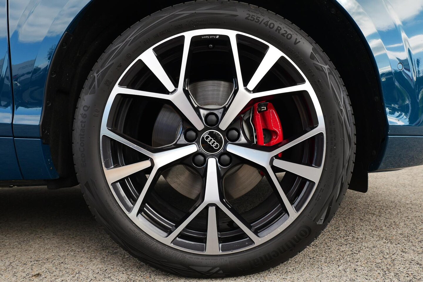 Image about Audi Q3 Sportback TFSI quattro 195 kW