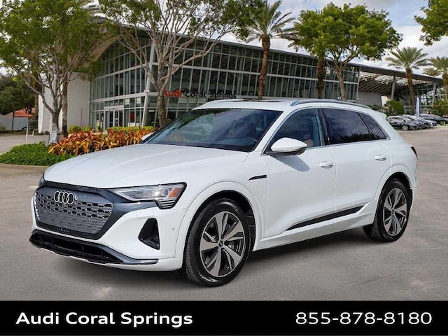 2024 Audi Q8 e-tron Premium Plus