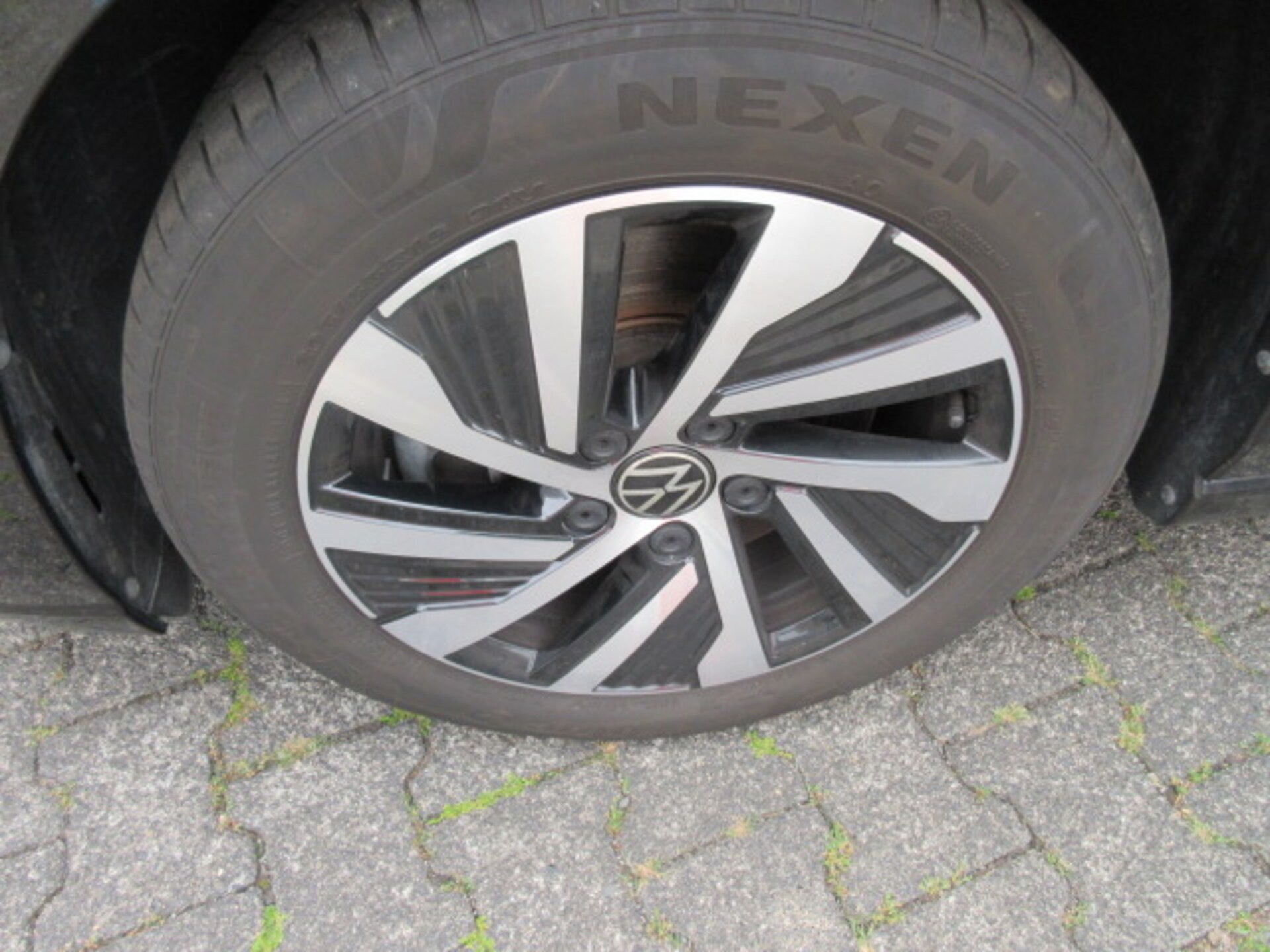 Volkswagen Golf Style