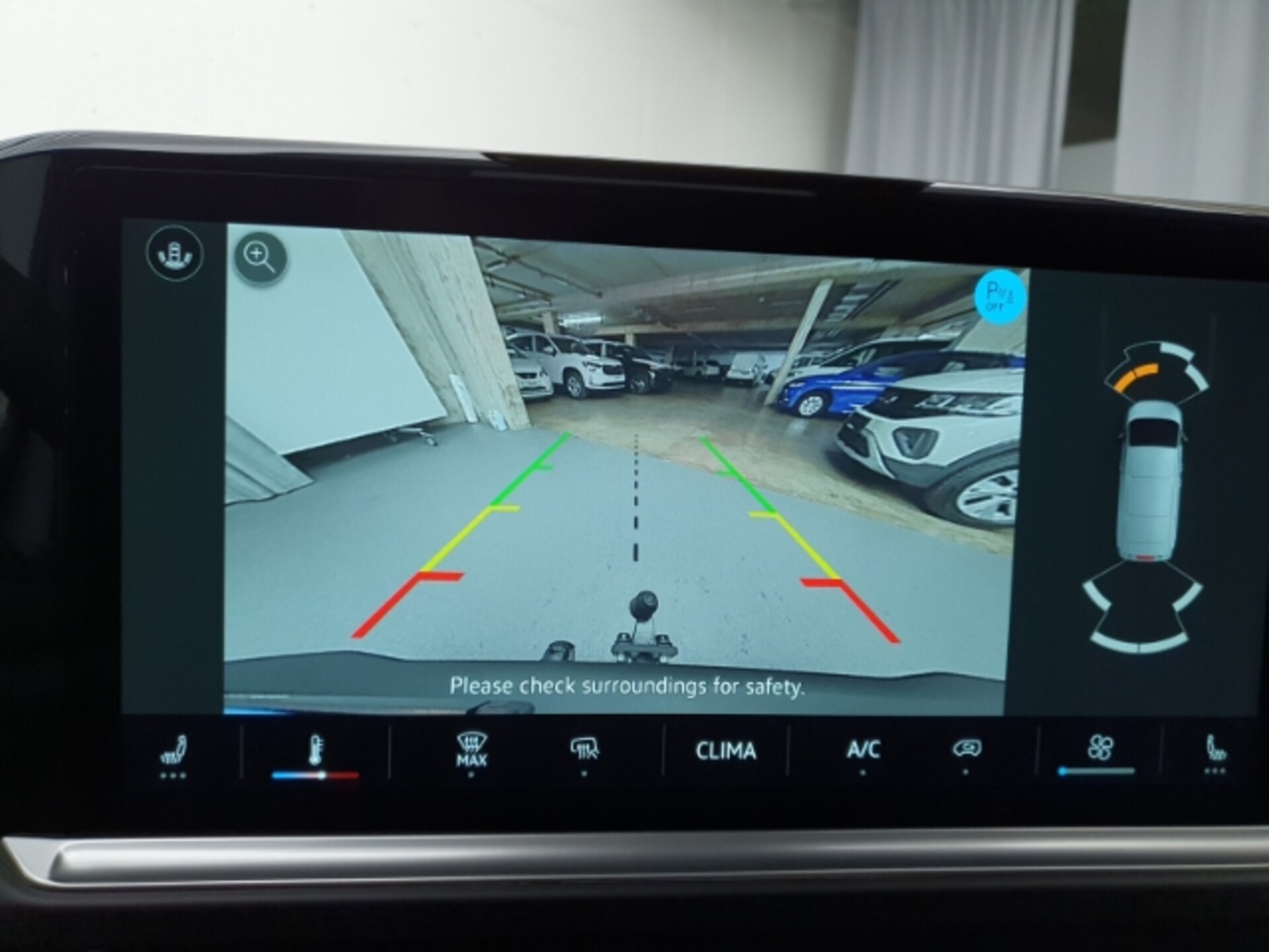 Volkswagen Transporter Kasten langer Radstand