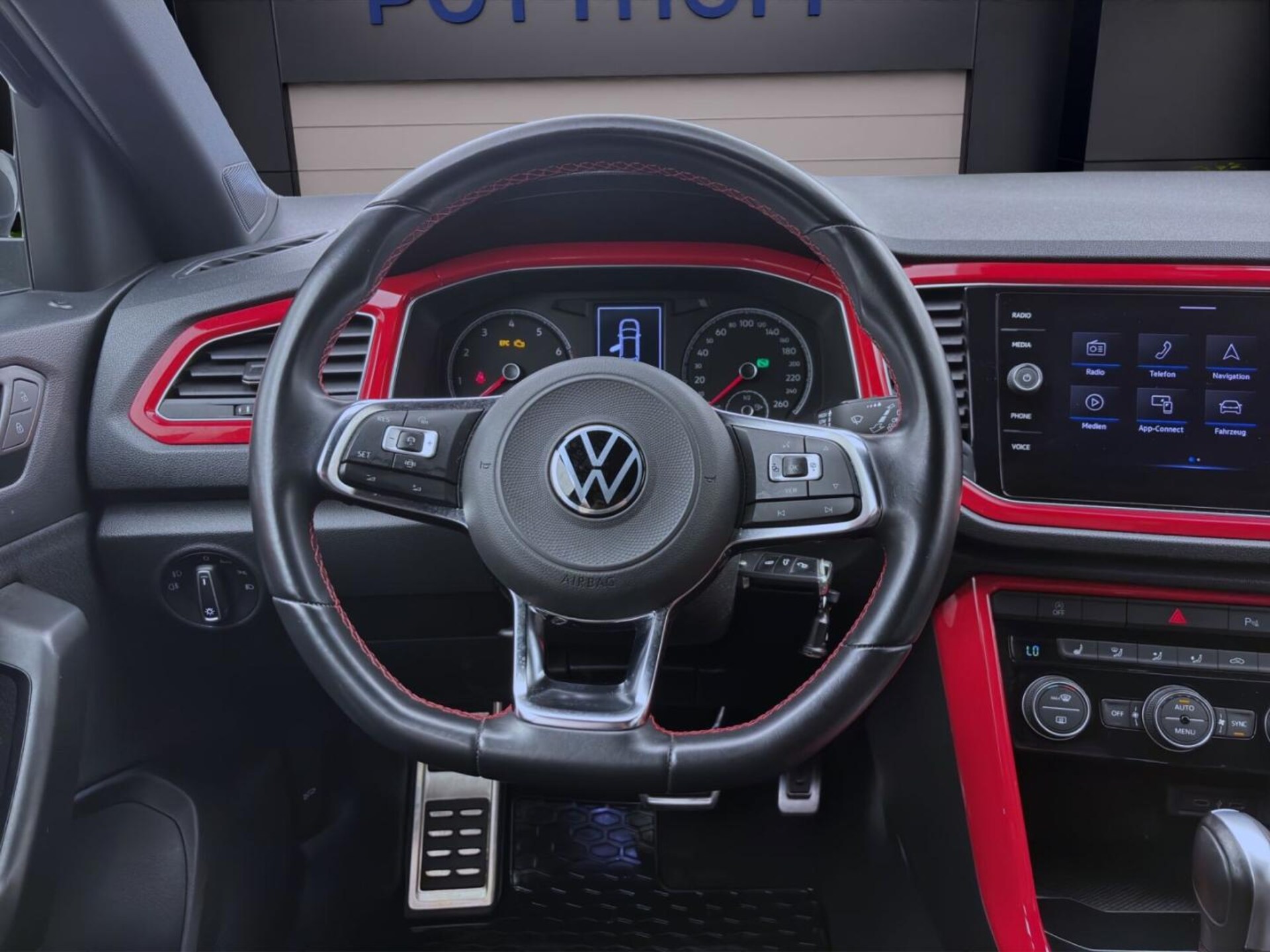 Volkswagen T-Roc Sport