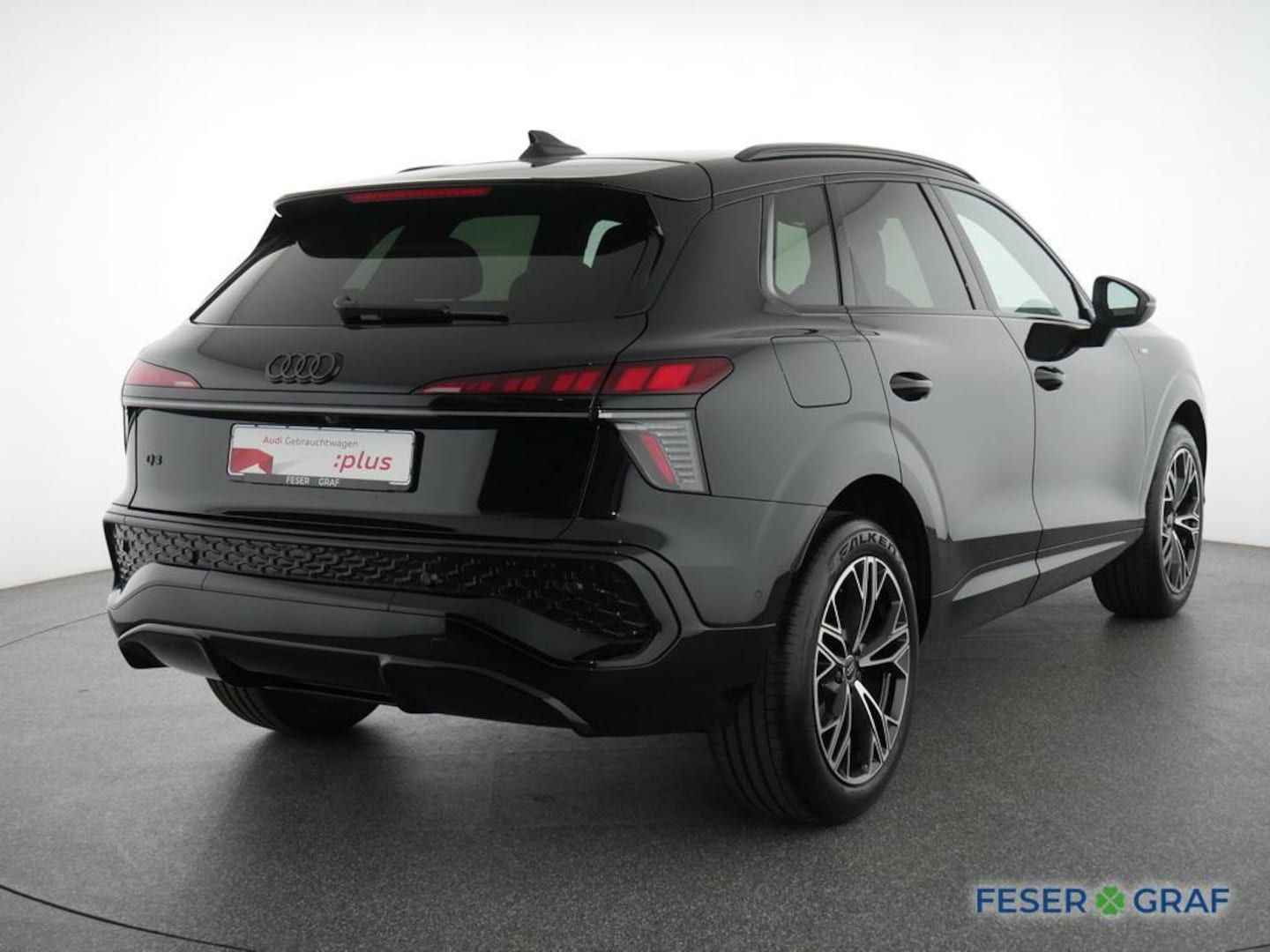 Bild über Audi Q3 SUV TDI 110 kW S tronic - für weitere Informationen kontaktieren Sie den Audi Partner