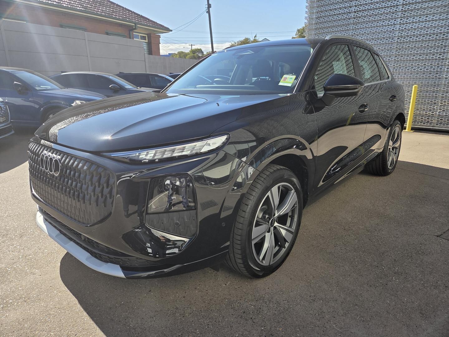 Image about Audi Q3 SUV TFSI 110 kW
