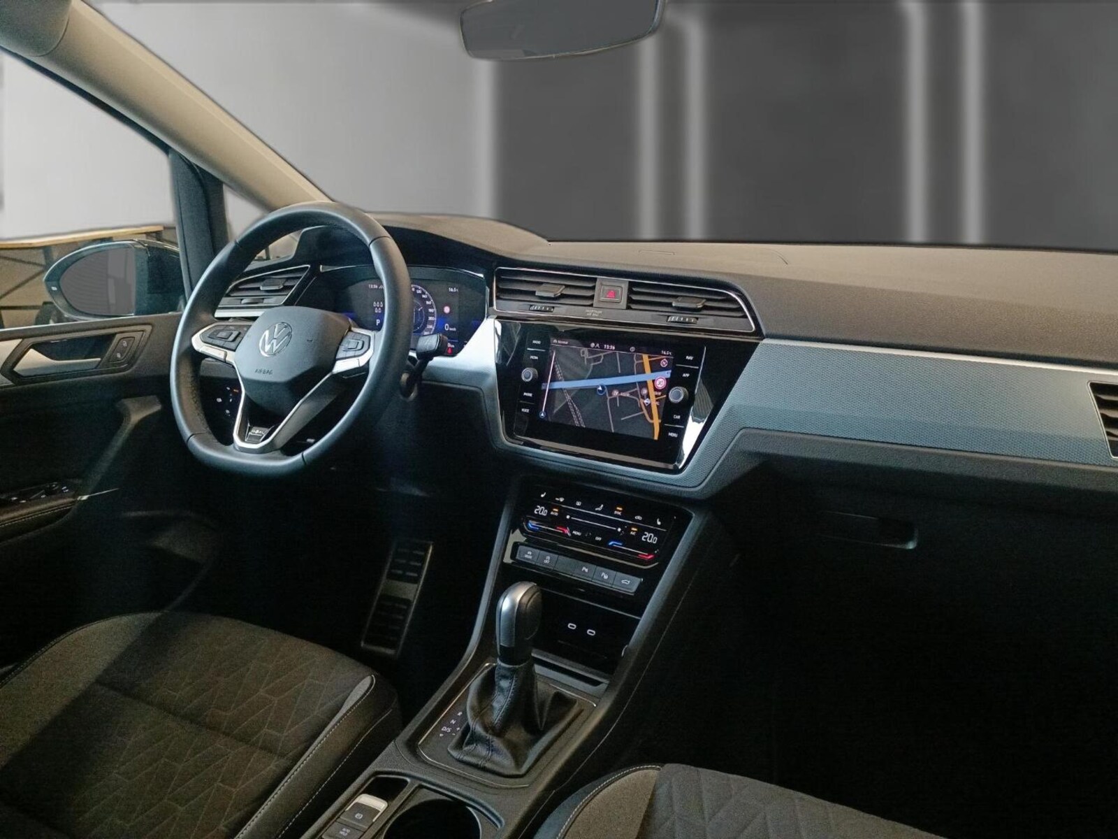 Volkswagen Touran – Bild 10