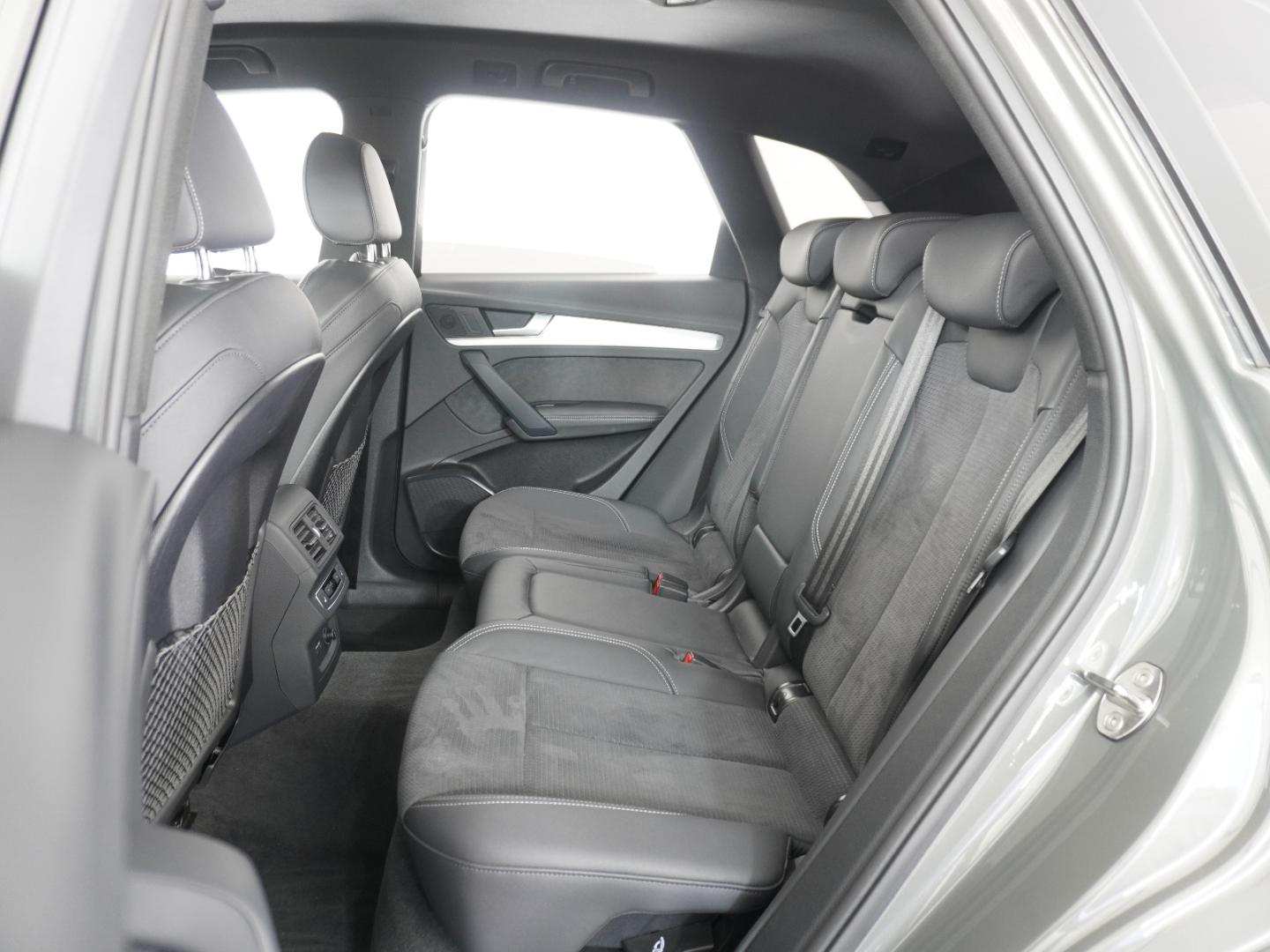 Image about Audi Q5 40 TDI quattro S line 150(204) kW(PS) S tronic