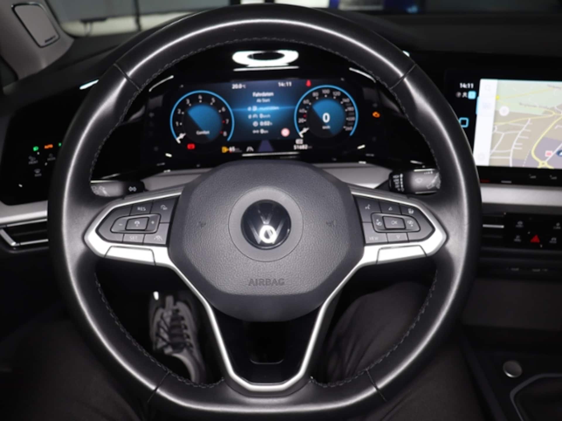 Volkswagen Golf Life