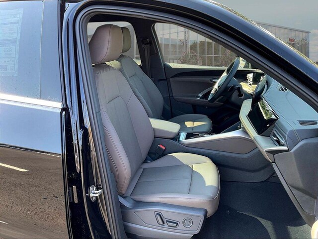2026 Audi Q5 Premium - Photo 11