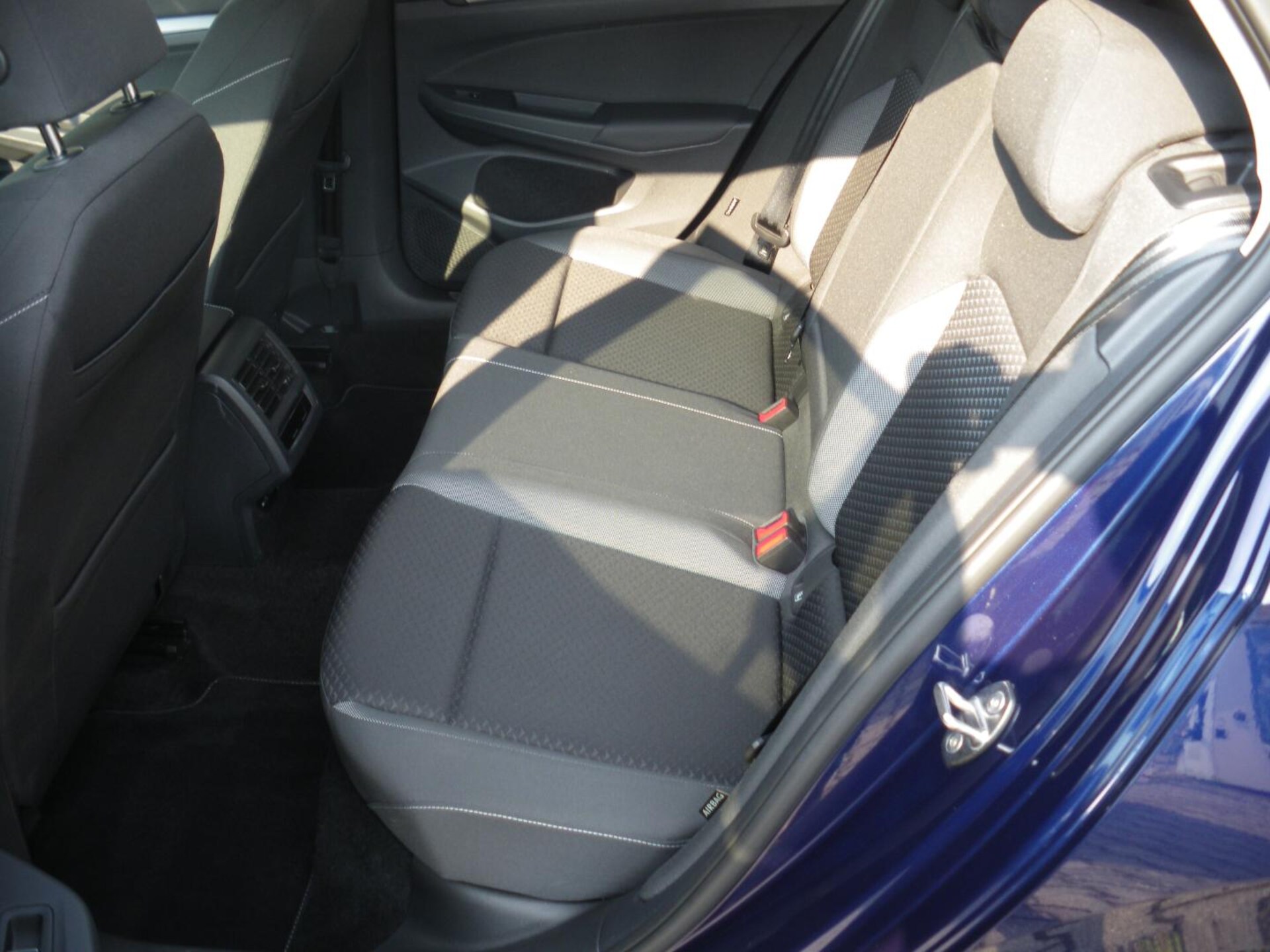 Volkswagen Golf Active