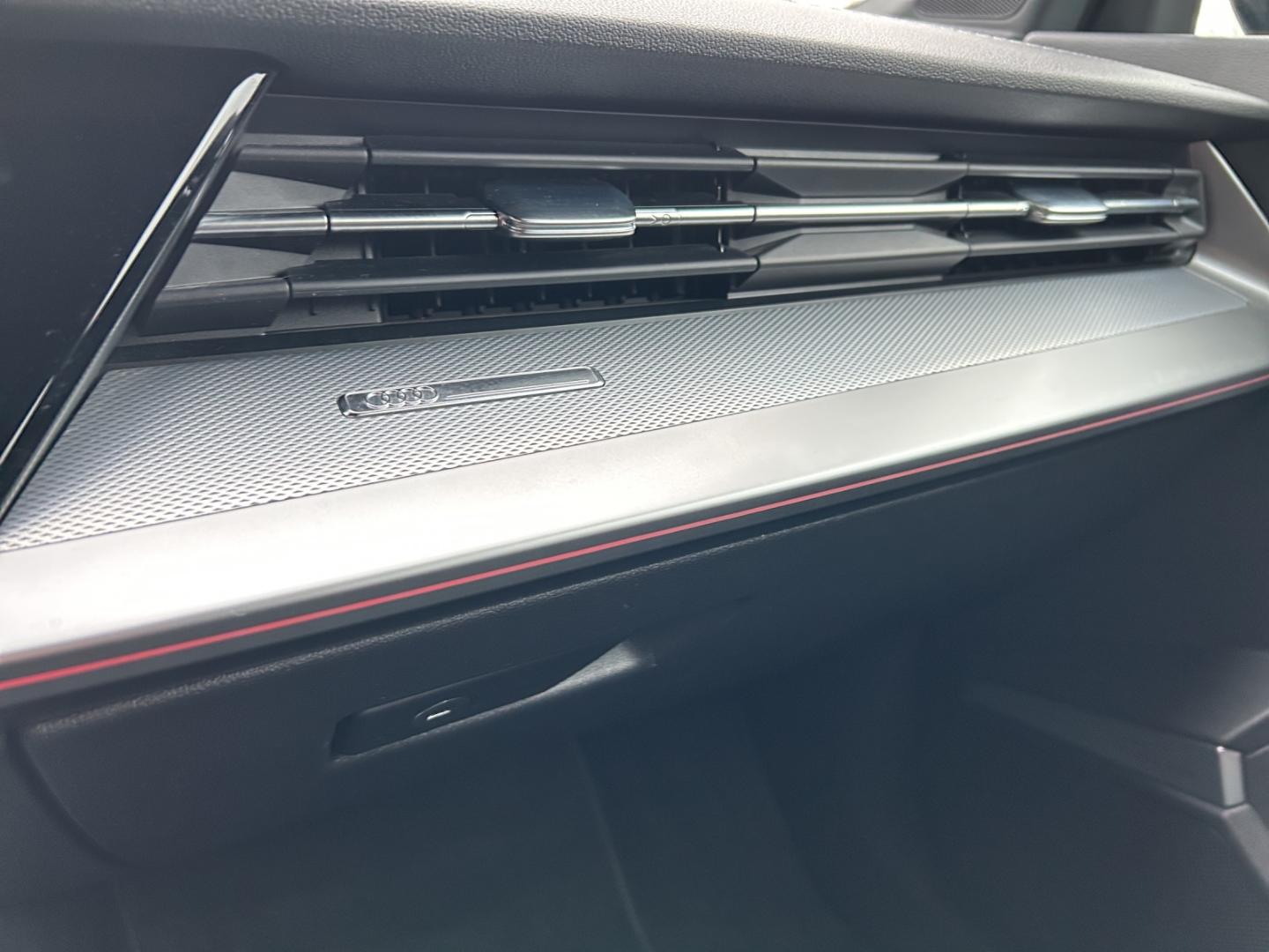 Image de Audi A3 Sportback TFSI e S line 40 TFSI e 150 kW (204 ch) S tronic - for more details contact your dealer