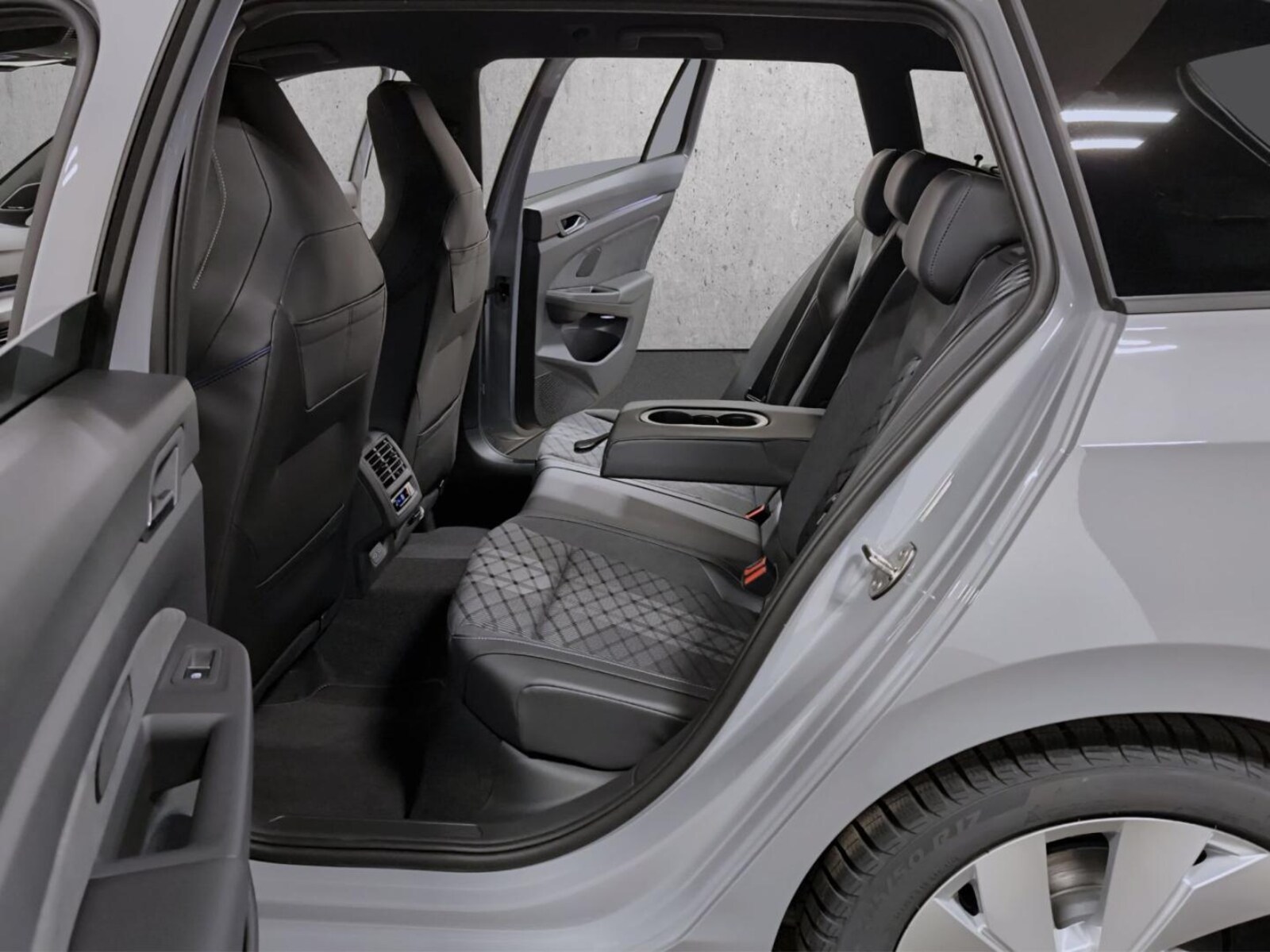 Volkswagen Golf Variant – Bild 11