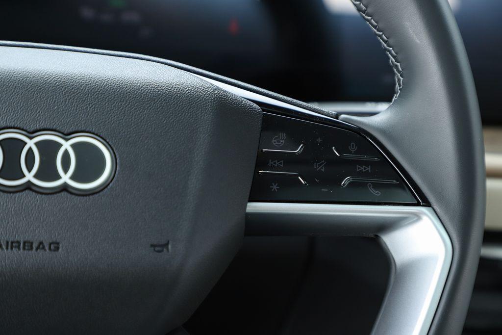 2025 Audi Q5 Premium - Photo 47