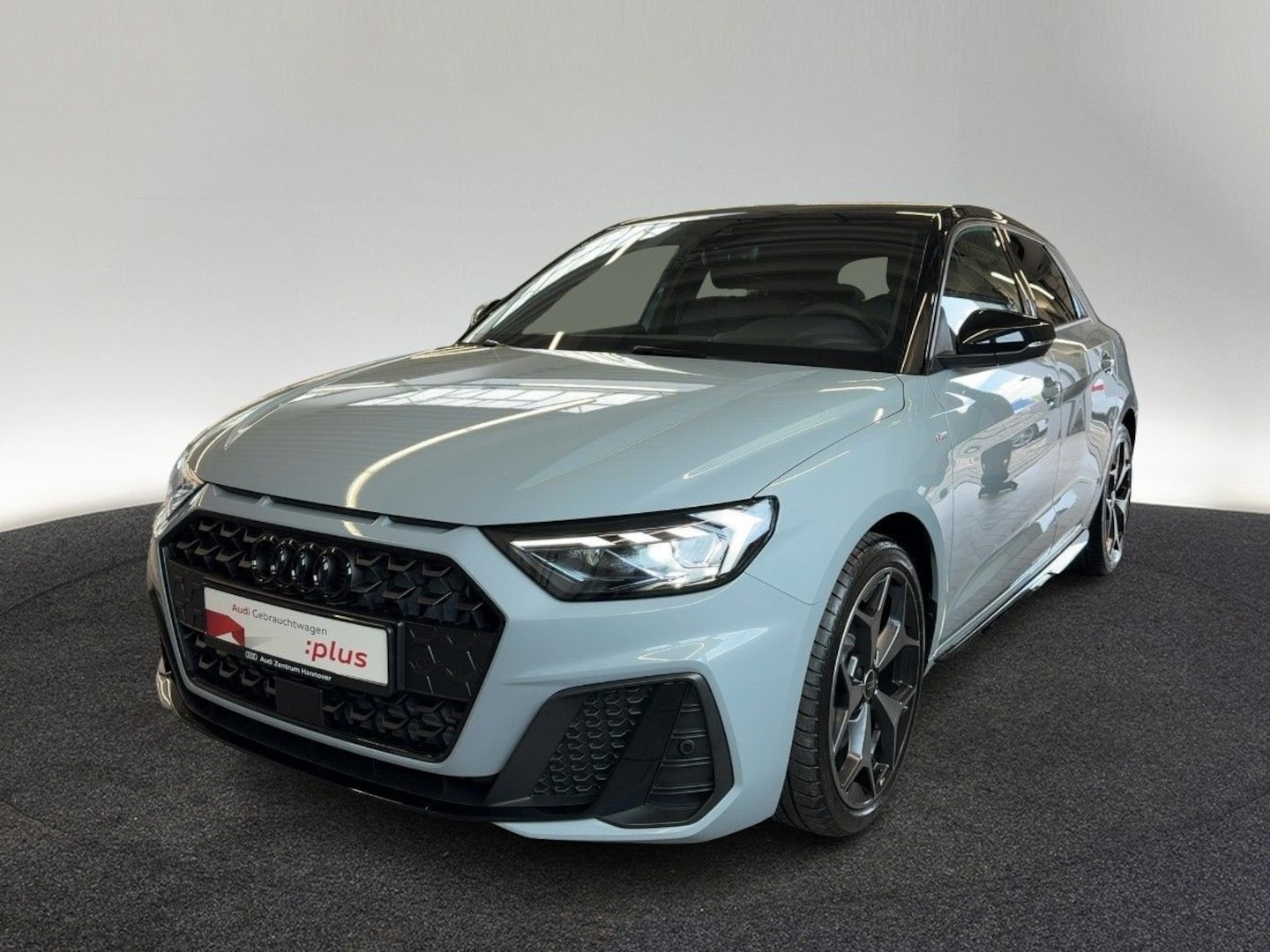 Bild über Audi A1 Sportback S line 40 TFSI S tronic - für weitere Informationen kontaktieren Sie den Audi Partner