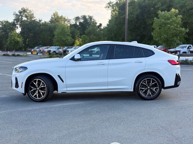 2023 BMW X4