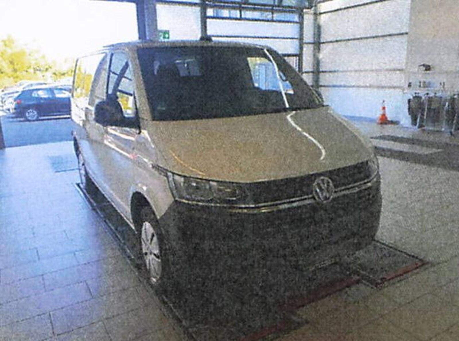 Volkswagen T6.1 Transporter Kasten kurzer Radstand – Bild 2