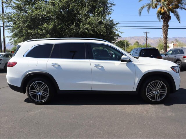 2025 Mercedes-Benz GLS 450