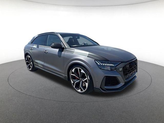 Photo of 2024 Audi RS Q8